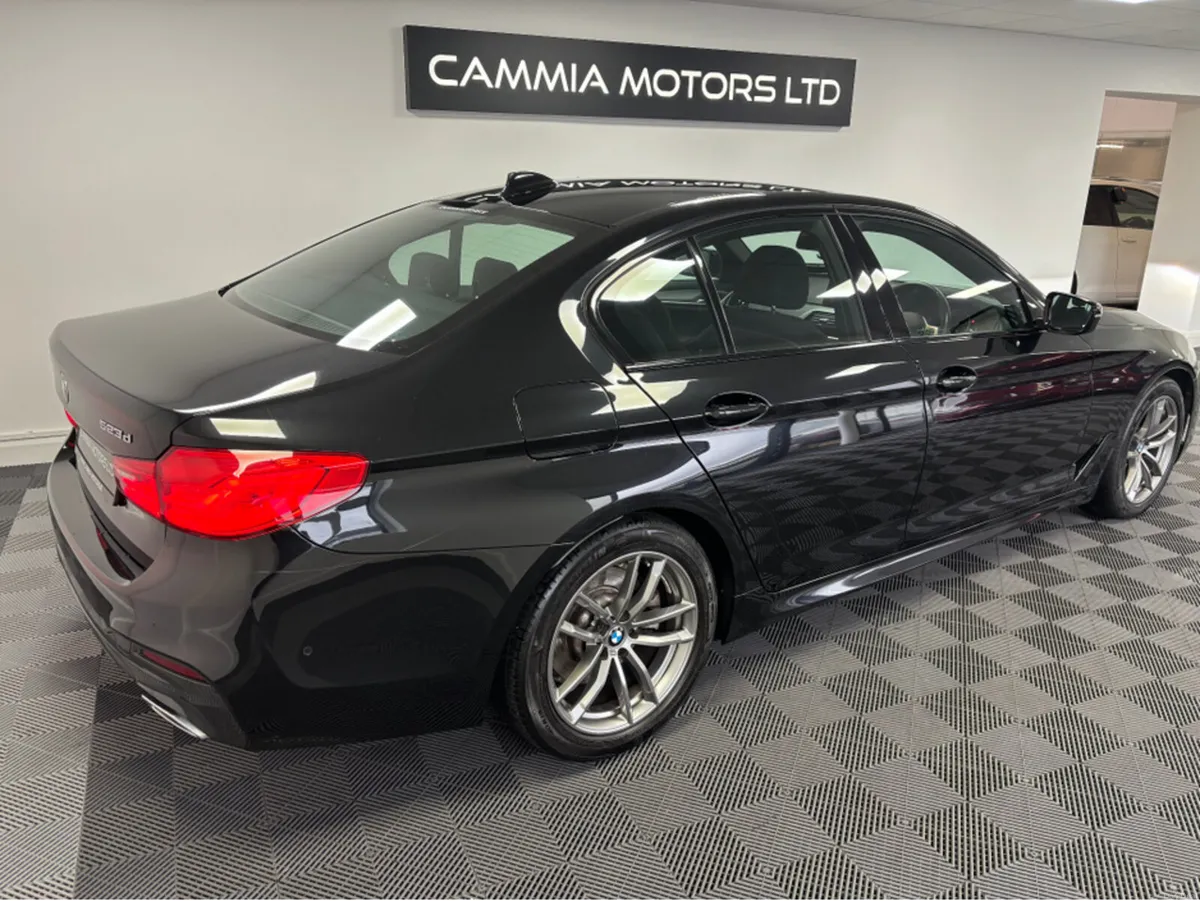 BMW 5-Series *BMW 523D* *AUTOMATIC* *DRIVE MODES* - Image 4