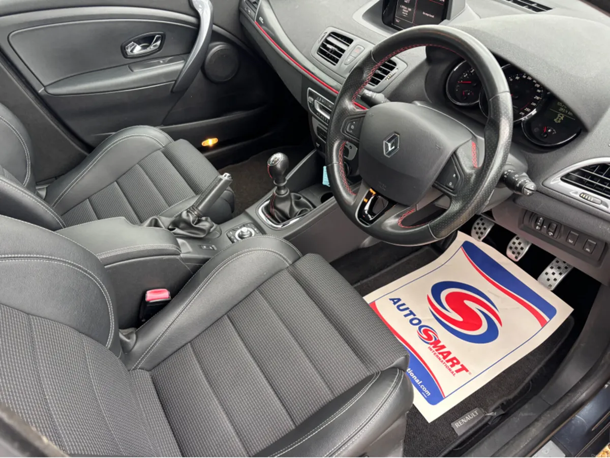 Renault Megane III GT LINE 1.5 DCI 110 S/S 4 - Image 4