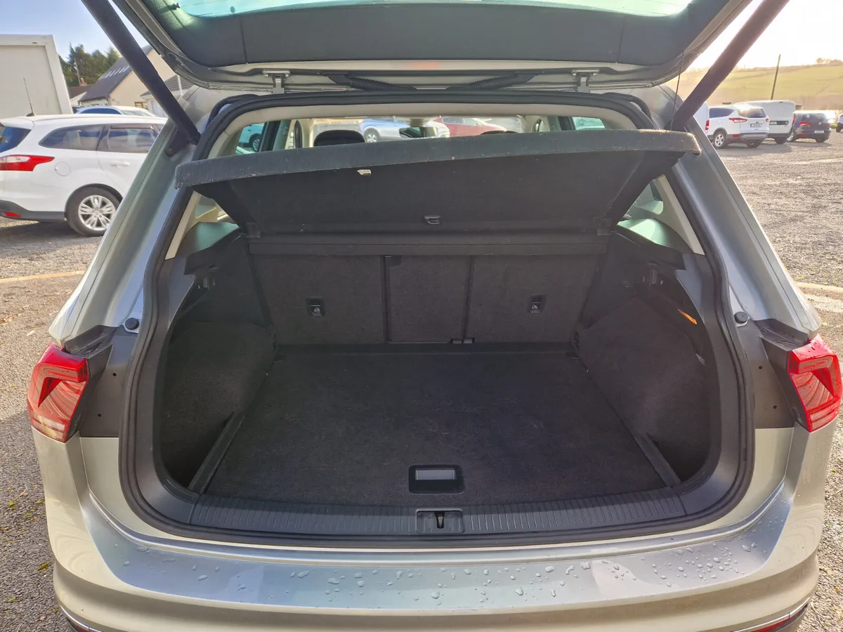 18 VW TIGUAN HIGHLINE...NCT 3/28..1 OWNER - Image 6
