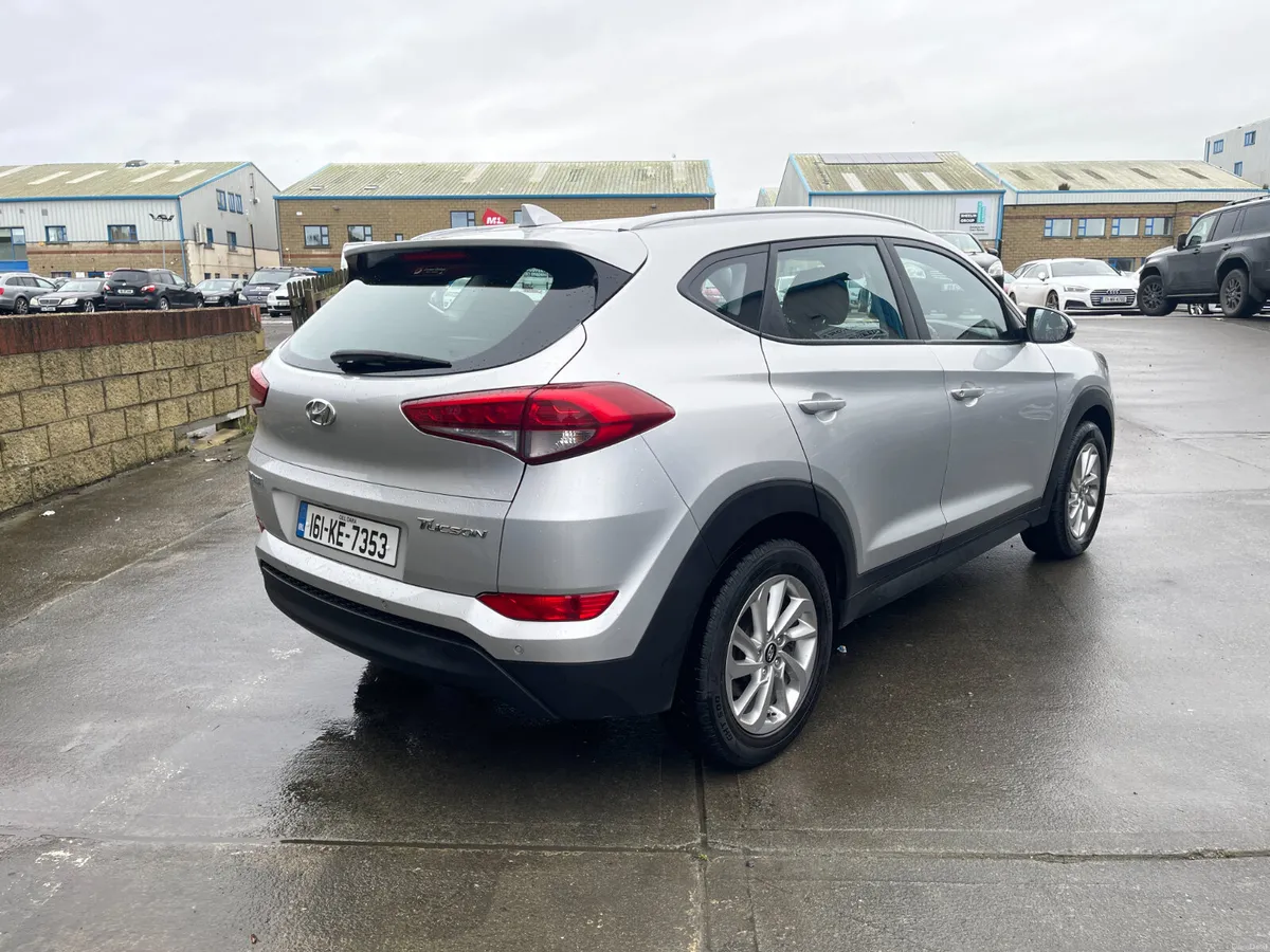 2016,Hyundai Tucson 1.7 SE NAV BLD 116PS 5DR, - Image 5