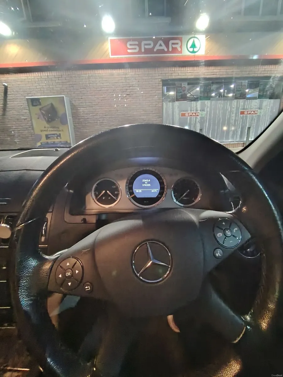 Mercedes-Benz C-Class 2008 - Image 3