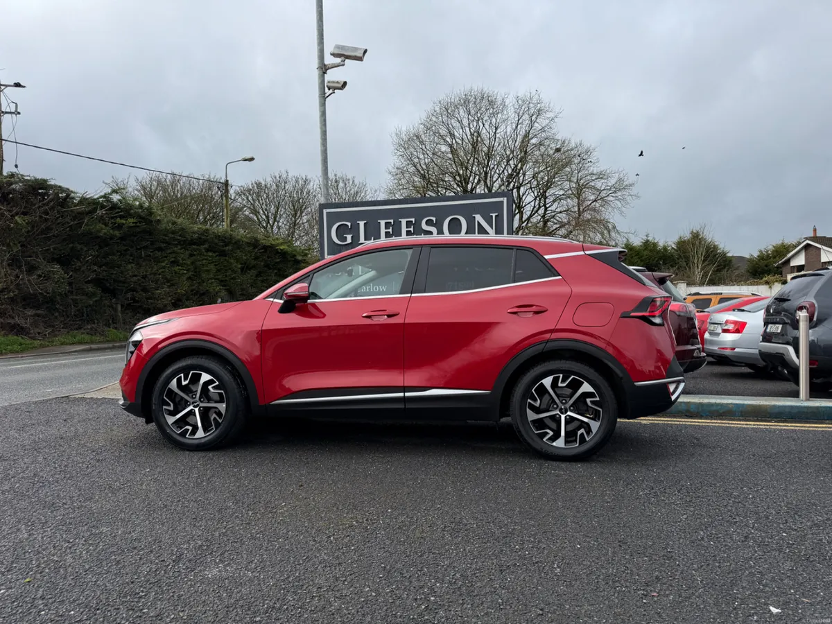 232 Kia Sportage K3 1.6 CRDi Diesel - Low Mileage - Image 2