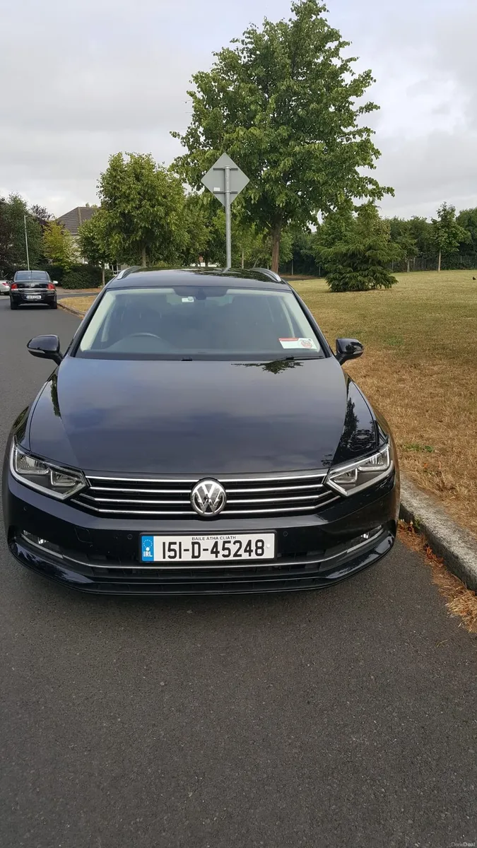 151 Volkswagon  passat estate blue motion - Image 2