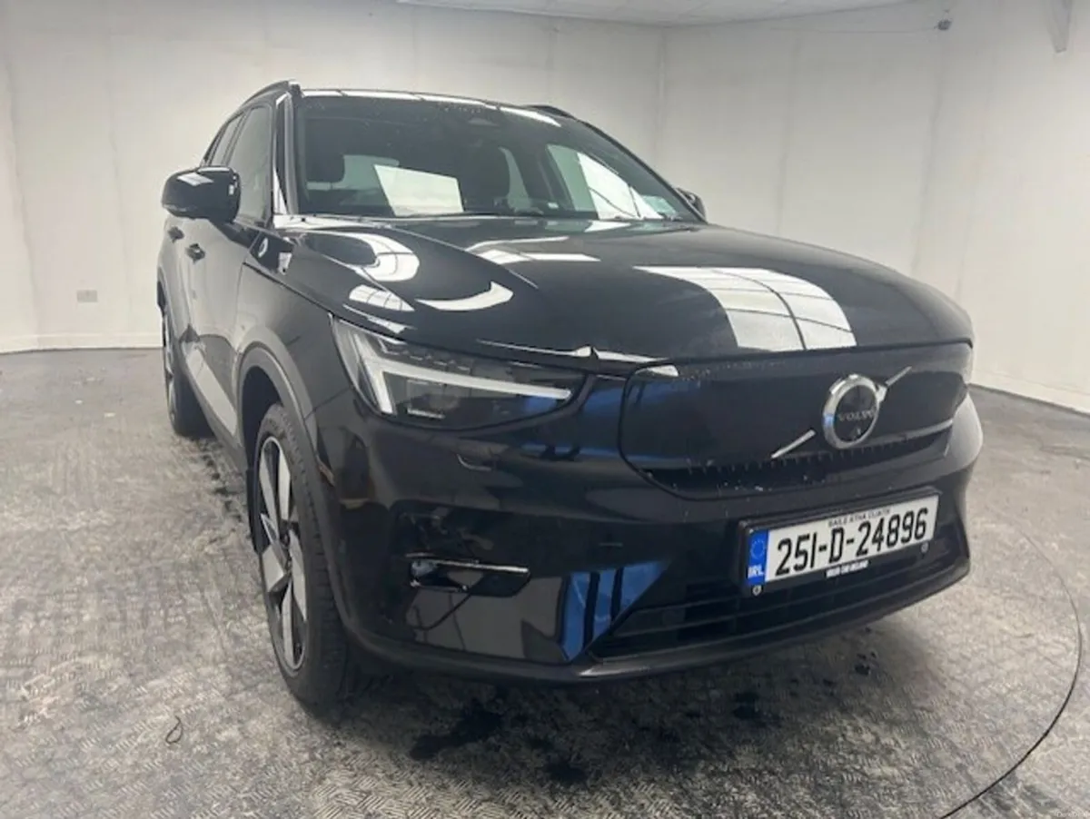 Volvo EX40 2 YEAR VOLVO WARRANTY ULTRA single moto - Image 3