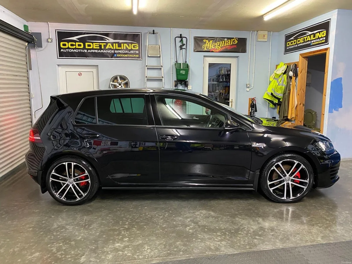 Volkswagen Golf GTD 2.0D Manuel - Image 2