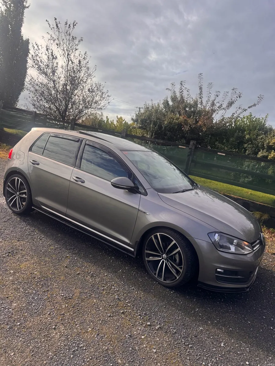 Golf 1.6 TDI Lounge - Image 2