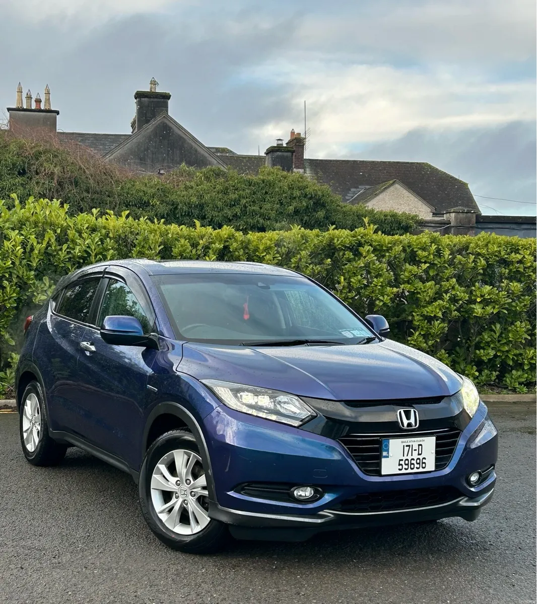 Honda Vezel automatic - Image 2
