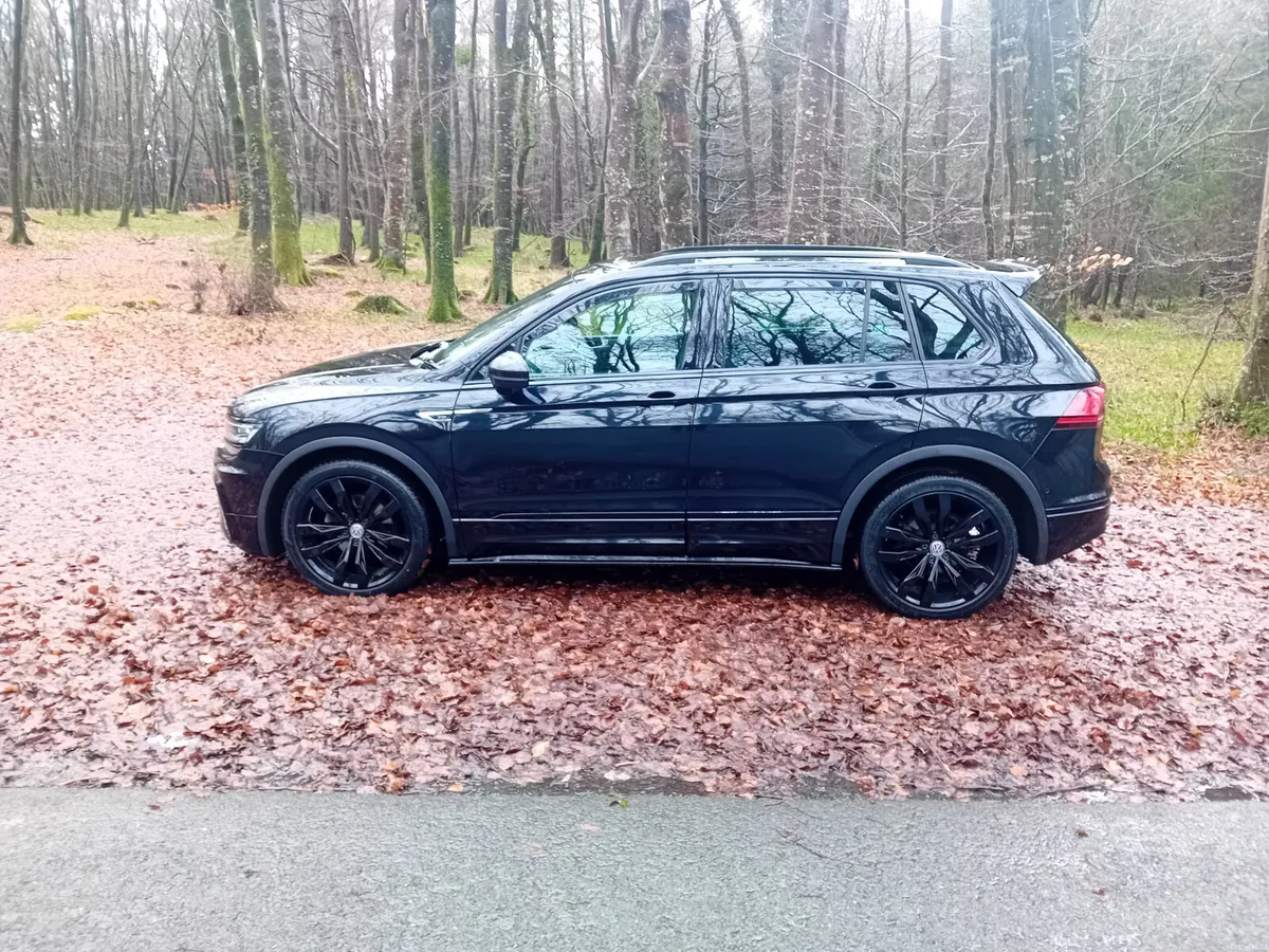 172 VW TIGUAN 2.0 TDI 150 BHP AUTO R-LINE - Image 4