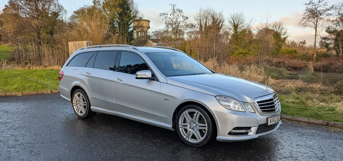 Mercedes-Benz E350 Sport 3.0 V6 CDI Blueefficency - Image 1