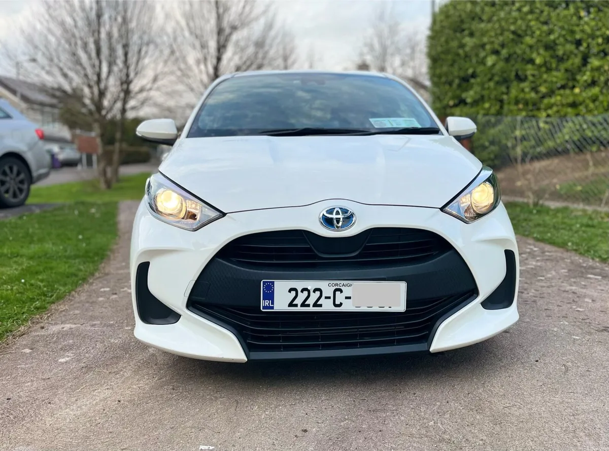Toyota Yaris Hybrid 2022(Automatic)| 76000 KM - Image 3