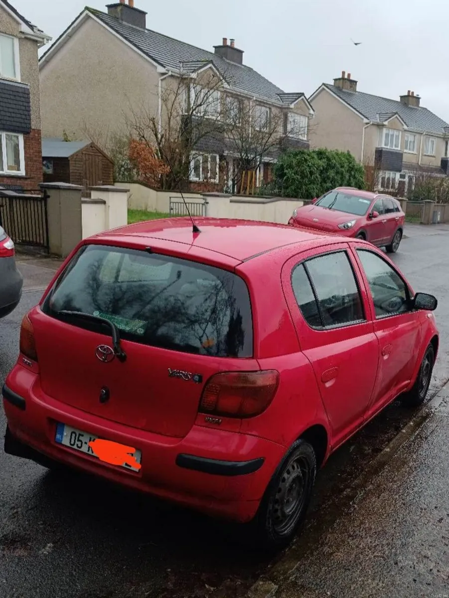 Toyota Yaris 2005 - Image 4