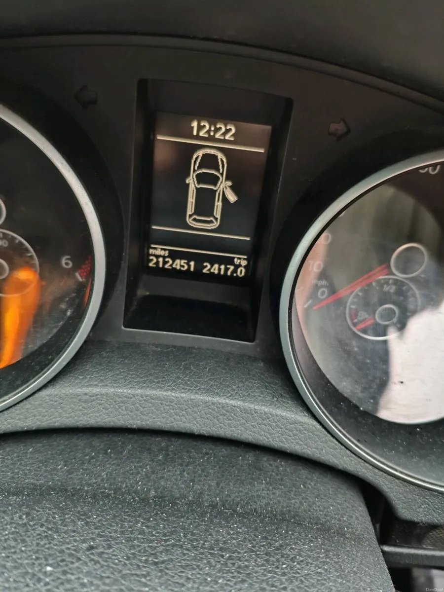 Volkswagen VW Golf mk6 1.6 TDI MATCH BMT 105PS 5 - Image 2