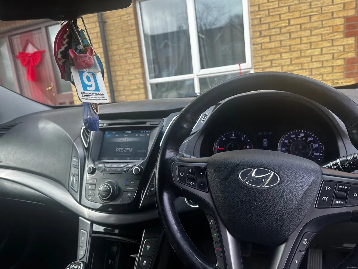 Hyundai i40 2016 - Image 2