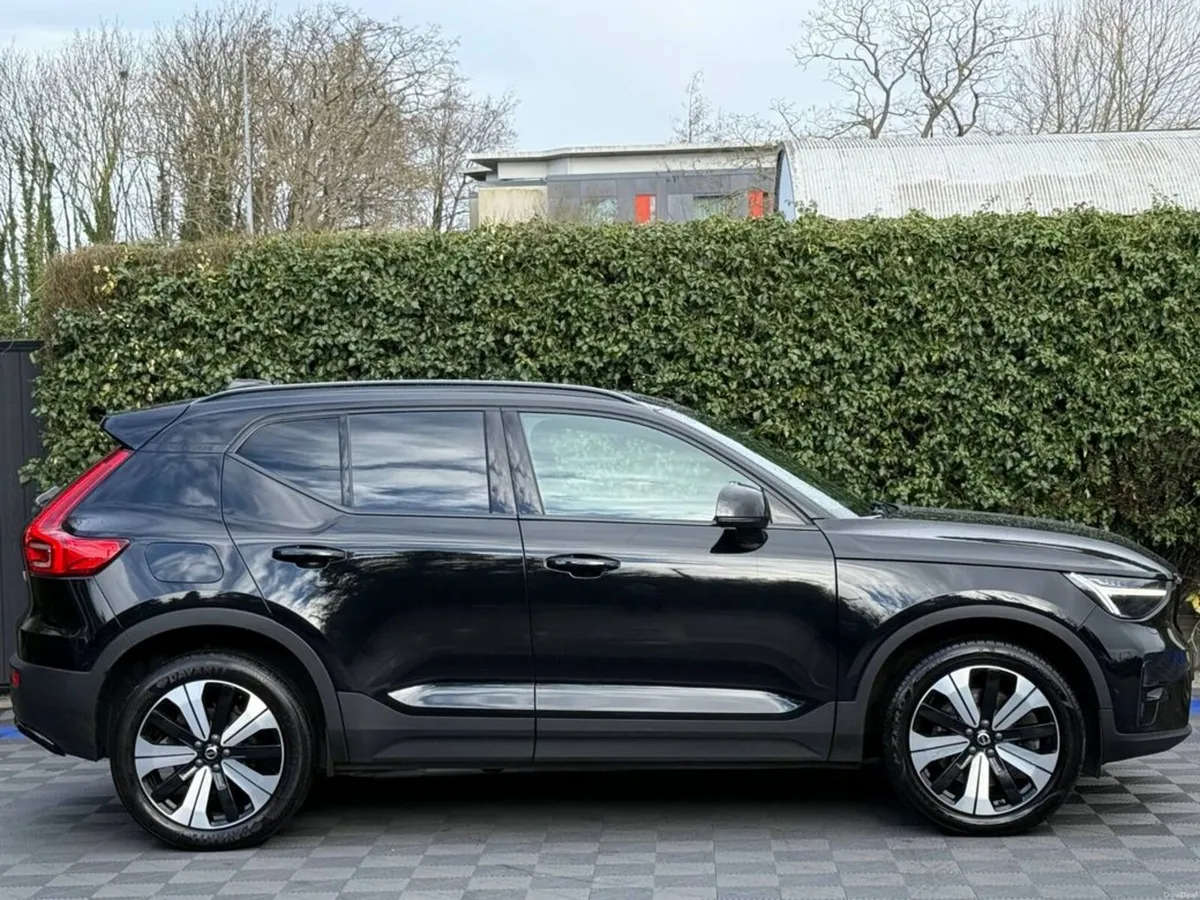 Volvo XC40 T4 ULTIMATE 1.5 PLUG-IN HYBRID // OPENI - Image 4