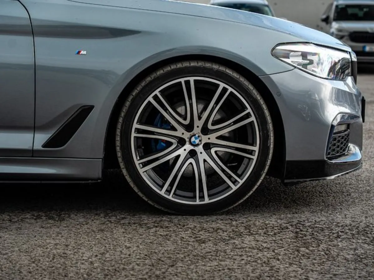 BMW 5-Series 530 G30 D M Sport 4DR Auto - Image 4