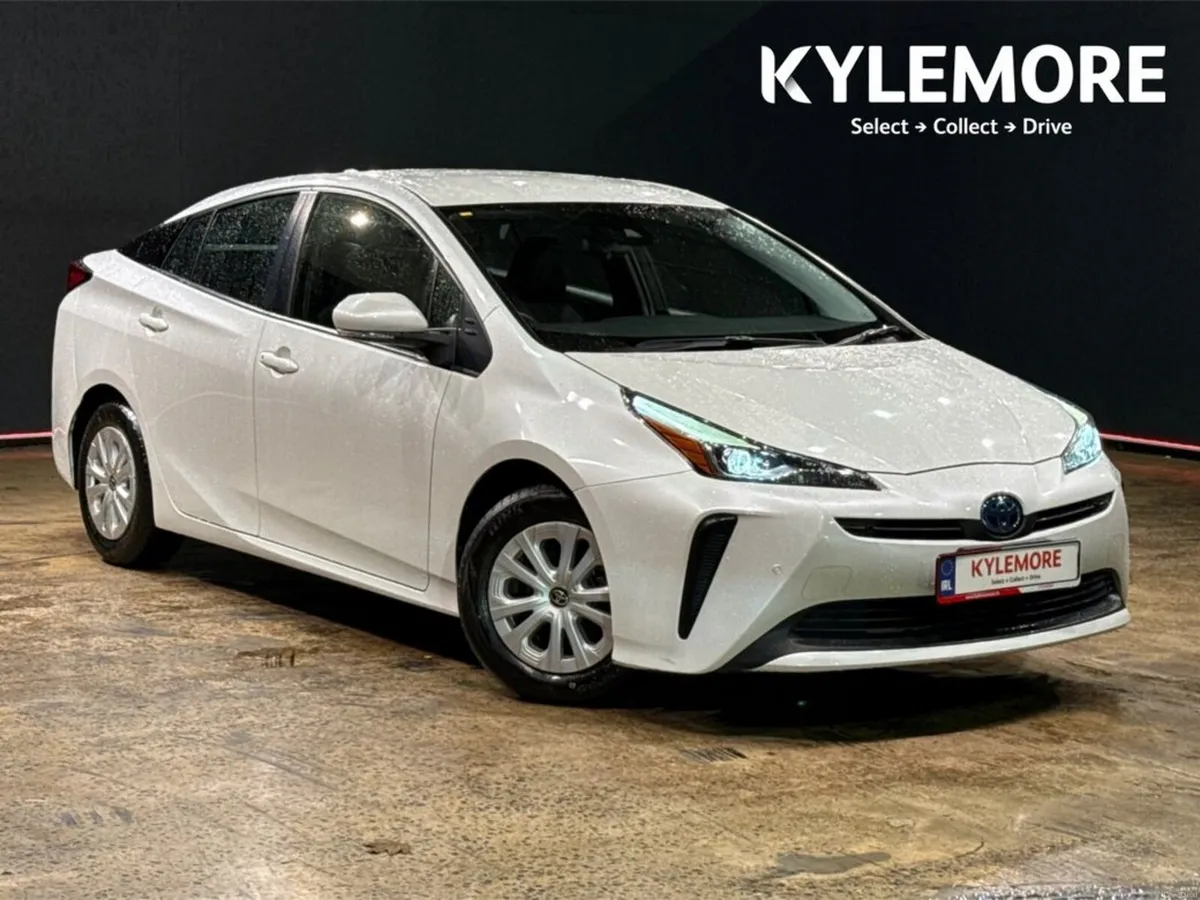 Toyota Prius 1.8 HYBRID - ADAPTIVE CRUISE CONTROL - Image 1
