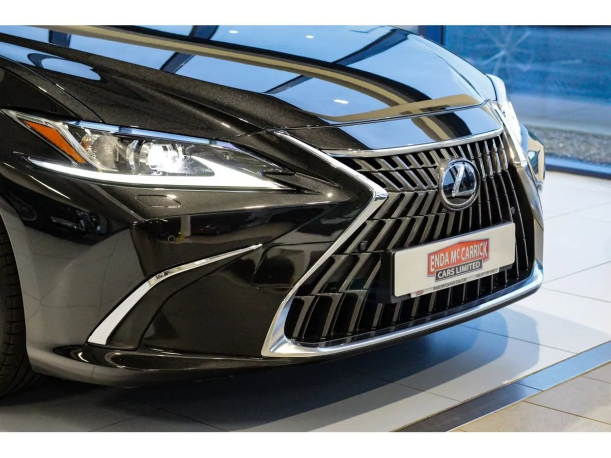 Lexus ES ES Premuim Edition - Image 4