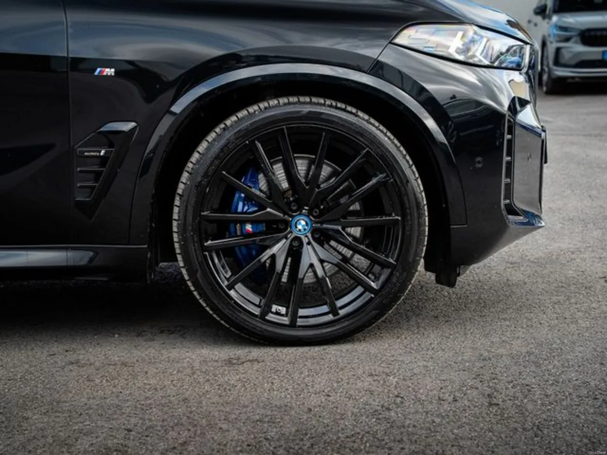BMW X5 XDRIVE50E M SPORT *PRO PACK* - Image 2