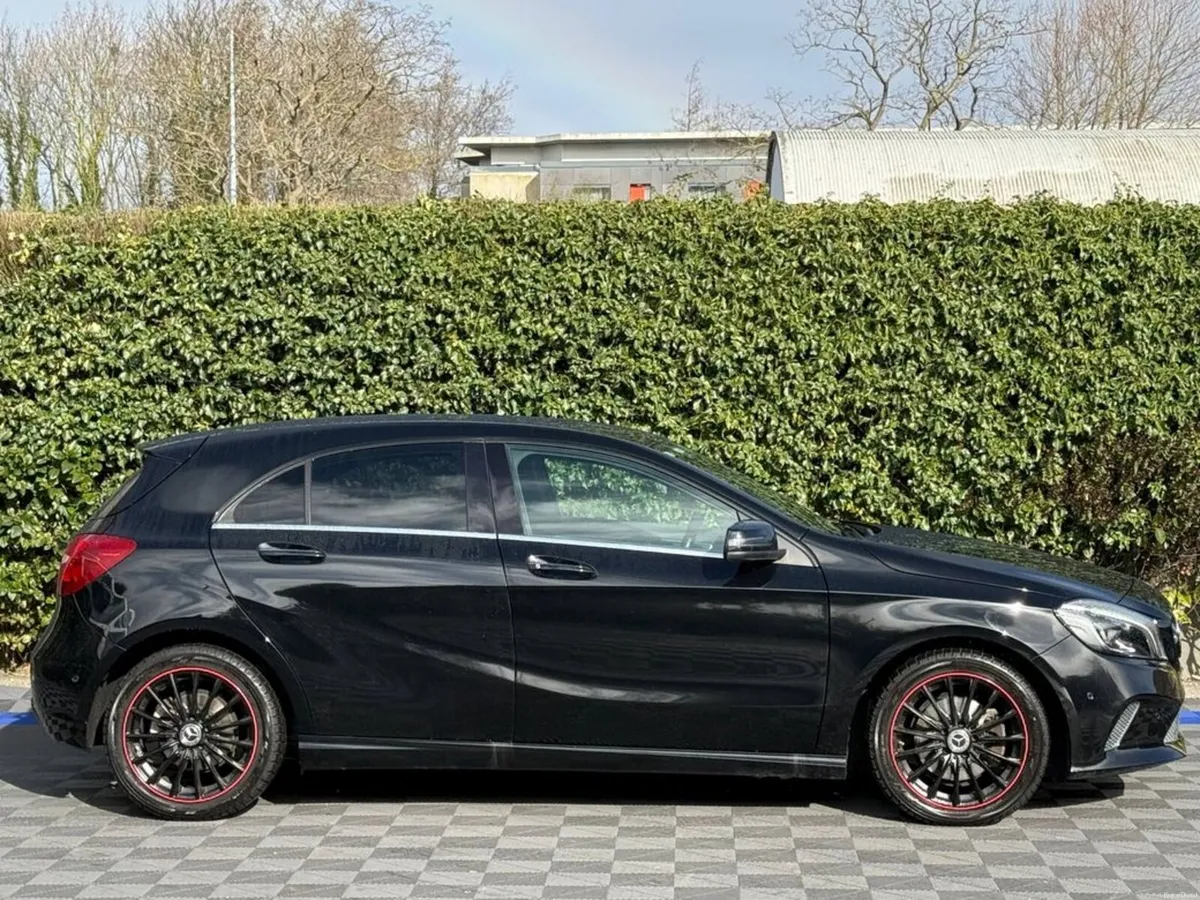 Mercedes-Benz A-Class A180 AMG-STYLE 1.6 AUTO // A - Image 2