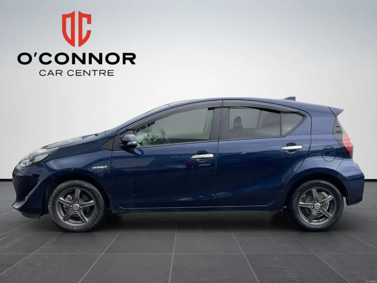 Toyota Aqua "Blue looks, brilliant economy — the h - Image 3