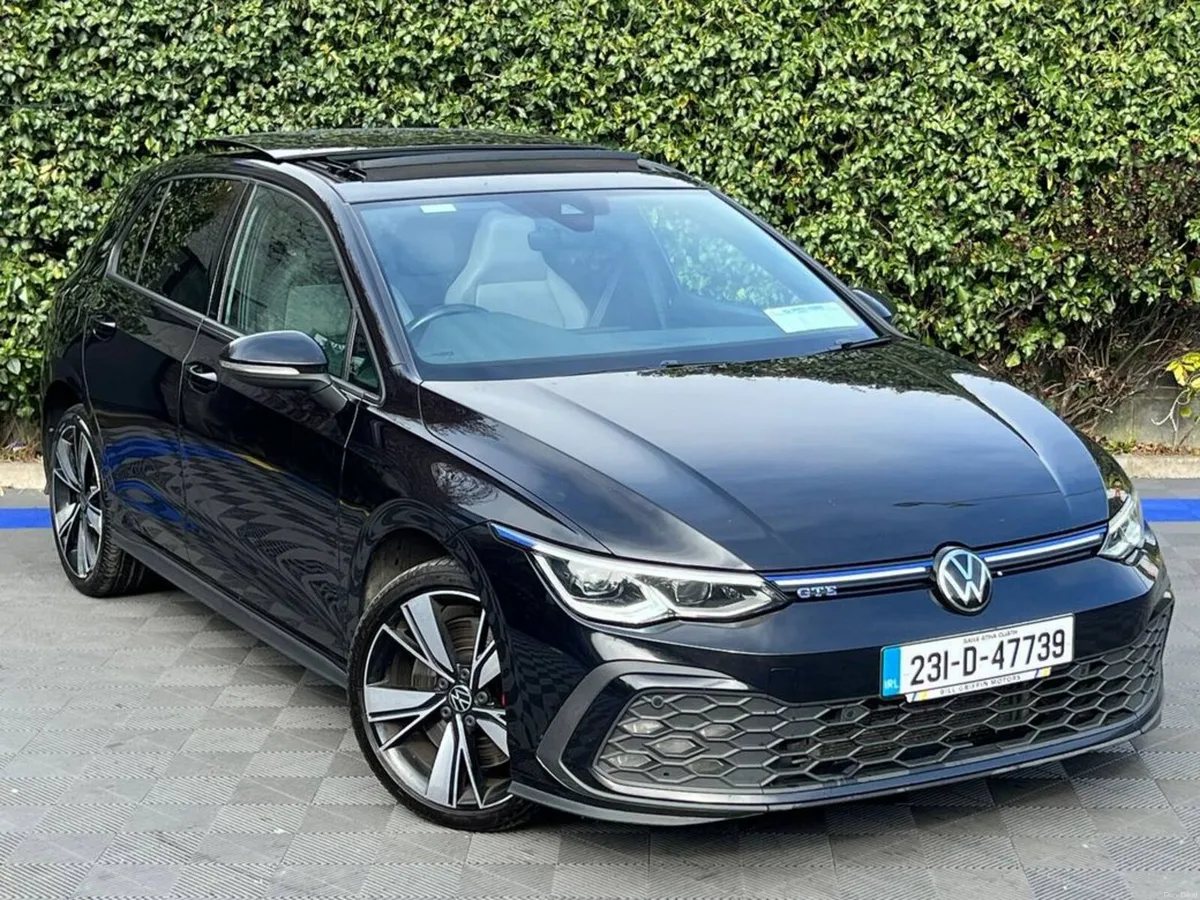 Volkswagen Golf GTE 1.4 TSI PLUG-IN HYBRID ** HUGE - Image 1