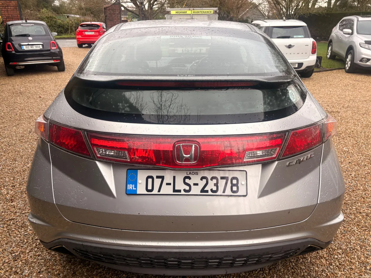 Honda Civic 2007 , petrol , manual - Image 4