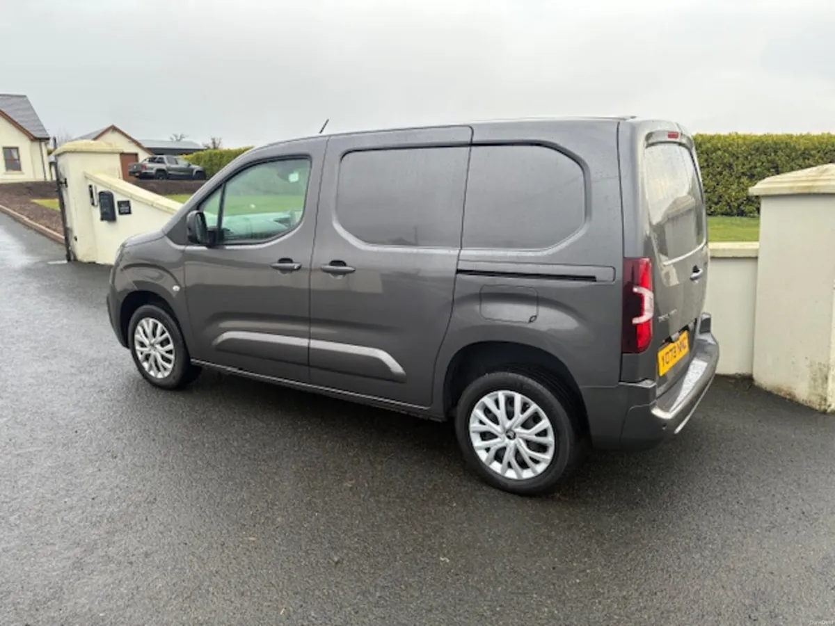 Citroen Berlingo Driver ** €215 VRT ** - Image 2