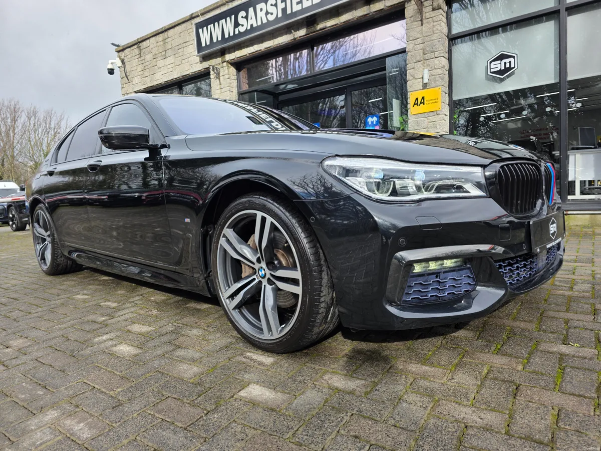 2017 BMW 740E M-SPORT AUTO.TINY MILEAGE. - Image 3
