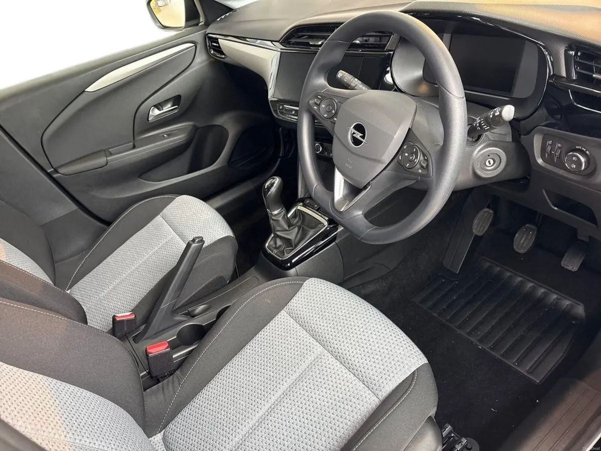 Opel Corsa Elegance 1.2i (75PS) S/S 5 Speed - Image 5