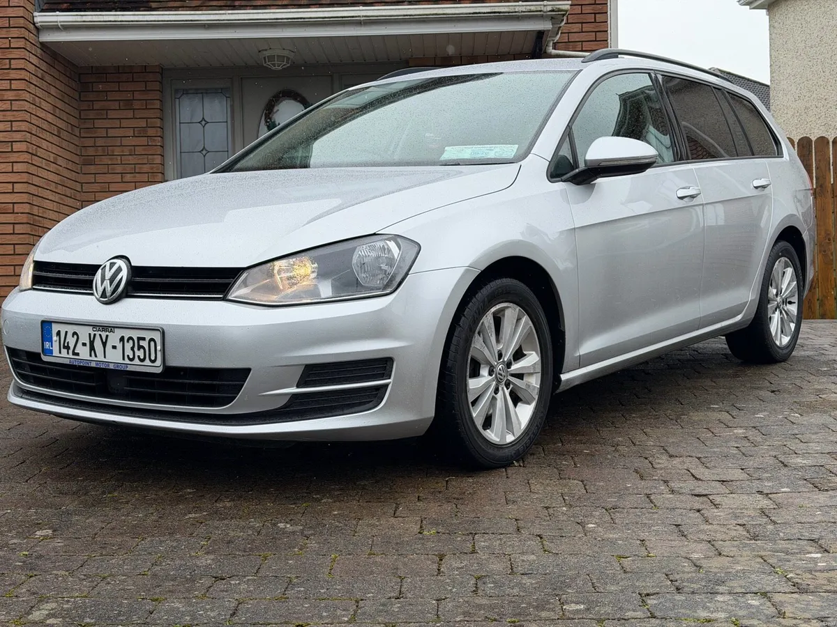 2014 Volkswagen Golf - Image 1