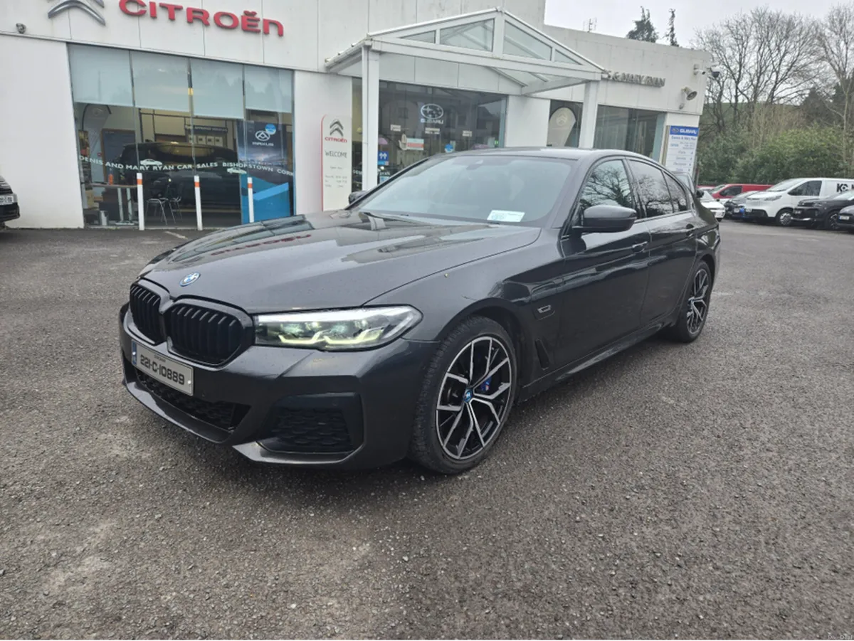 BMW M1 E G30 M SPORT 4DR AUTO - Image 1