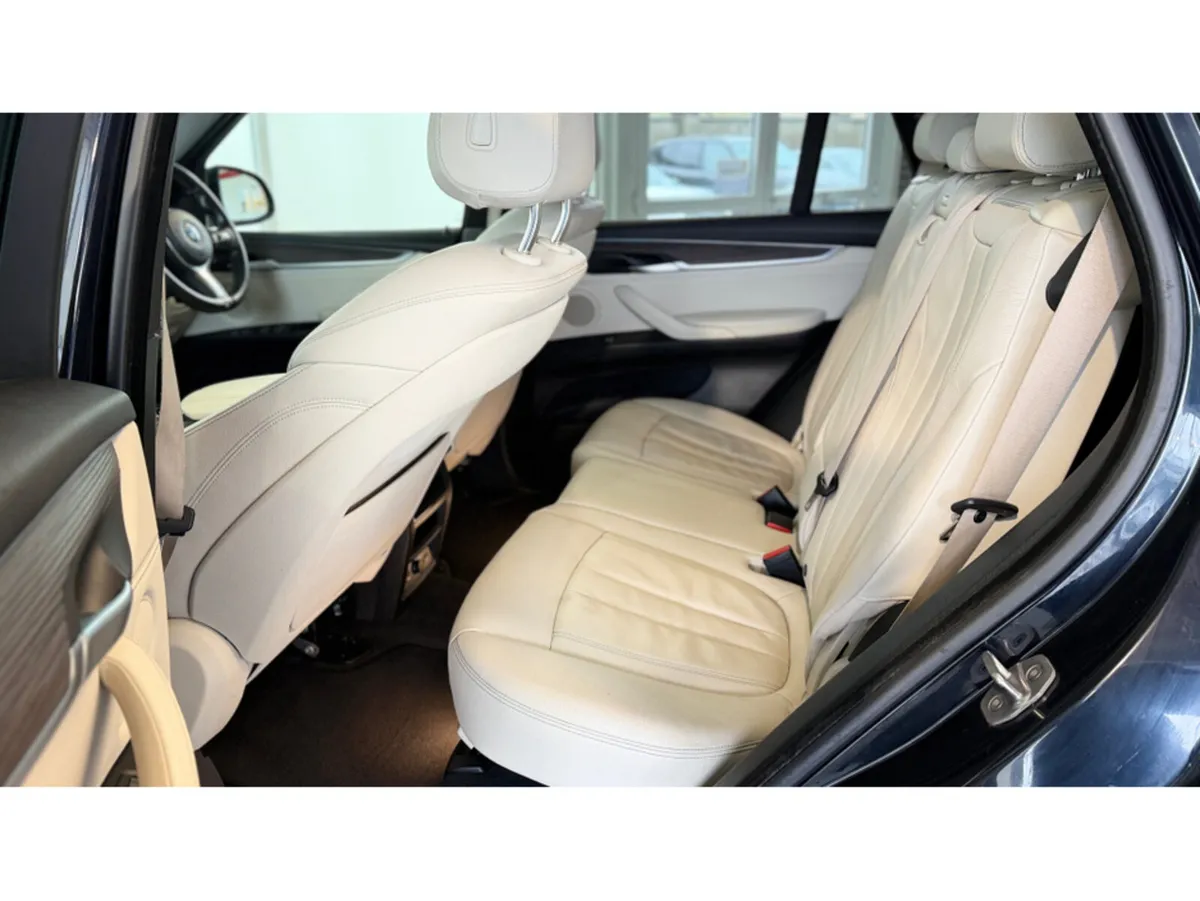 BMW X5 M SPORT* 7 SEATER *OYSTER INTERIOR* ELECTRI - Image 6