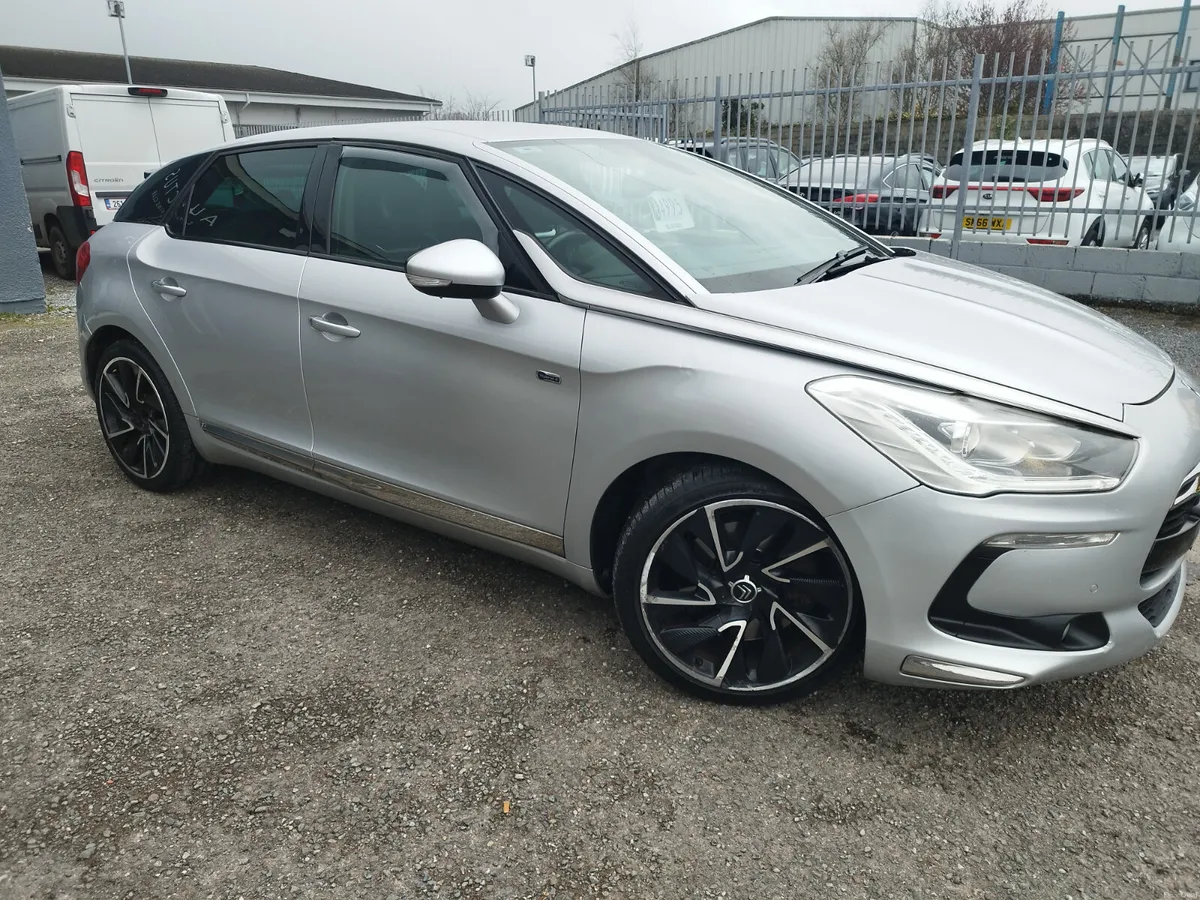 2013 Citroen DS 5 2.0 hdi hybrid 4wd - Image 2