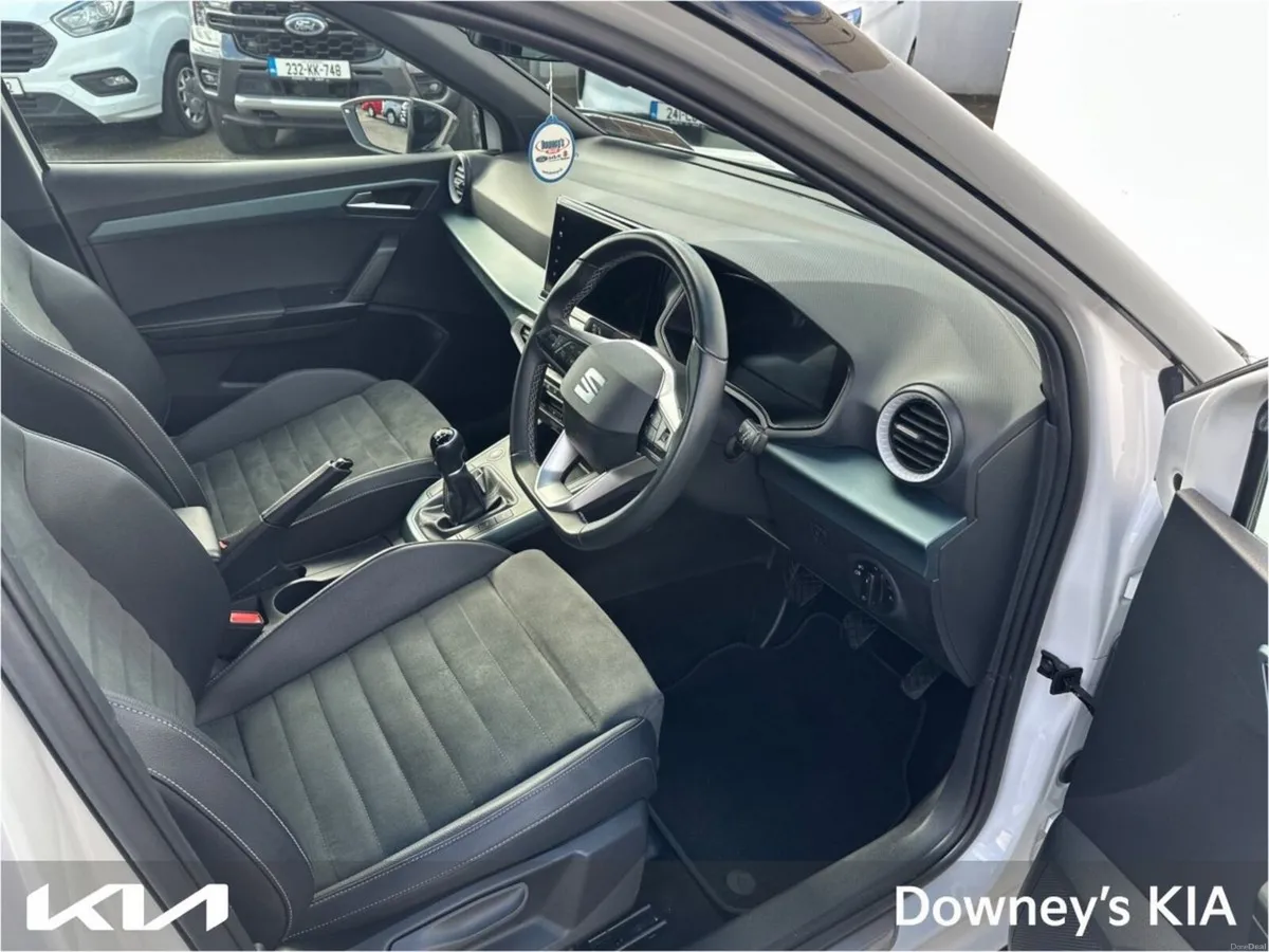 SEAT Arona 1.0 PETROL PA XP - Image 2