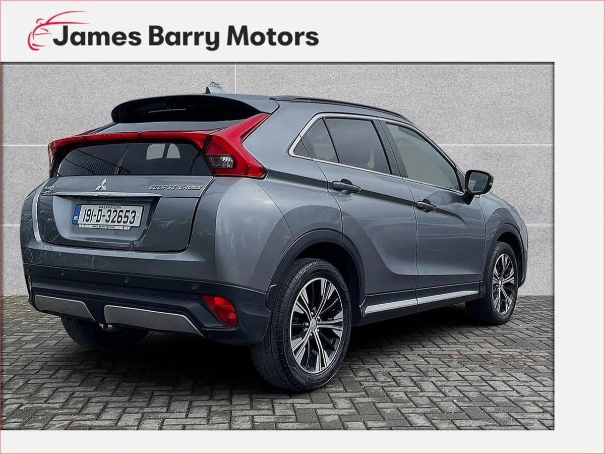 Mitsubishi Eclipse Cross 1.5 Petrol 6MT Intense 2W - Image 4