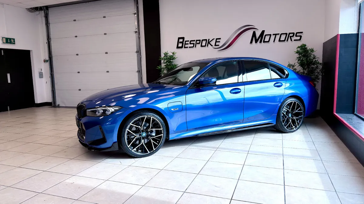 BMW 330e Msport - Image 2