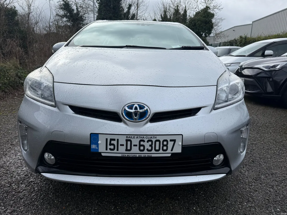 Toyota Prius G-Model!66700km!!! - Image 4