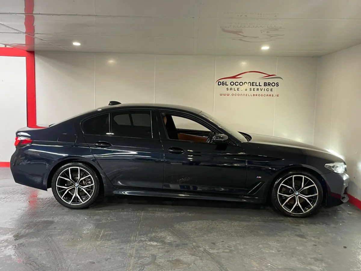 BMW 5-Series M SPORT MHEV AUTO 520 D - Image 2
