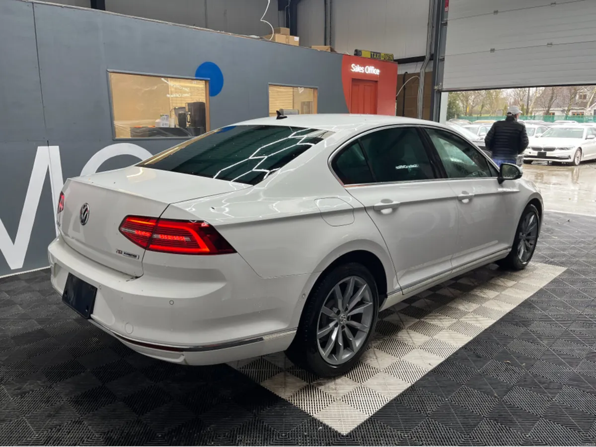 Volkswagen Passat 2017 VOLKSWAGEN PASSAT TSI HIGH - Image 2