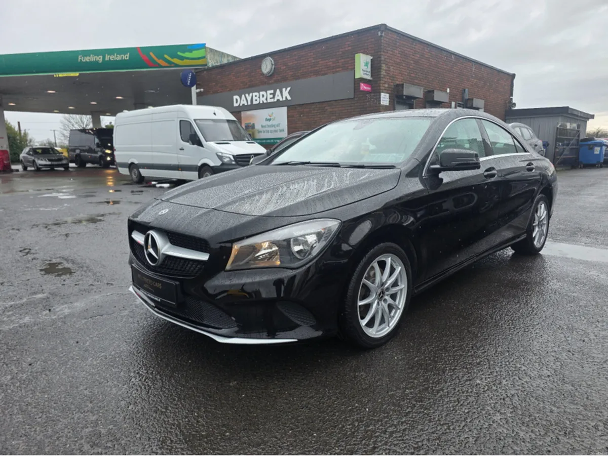 Mercedes-Benz CLA 180 4DR - Image 2