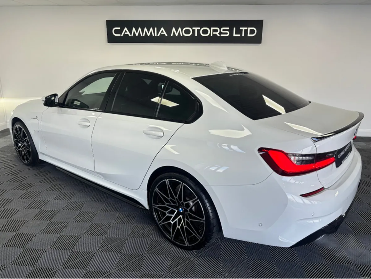 BMW 3-Series *BMW 330E* *LOW MILEAGE* *DIGITAL DAS - Image 3