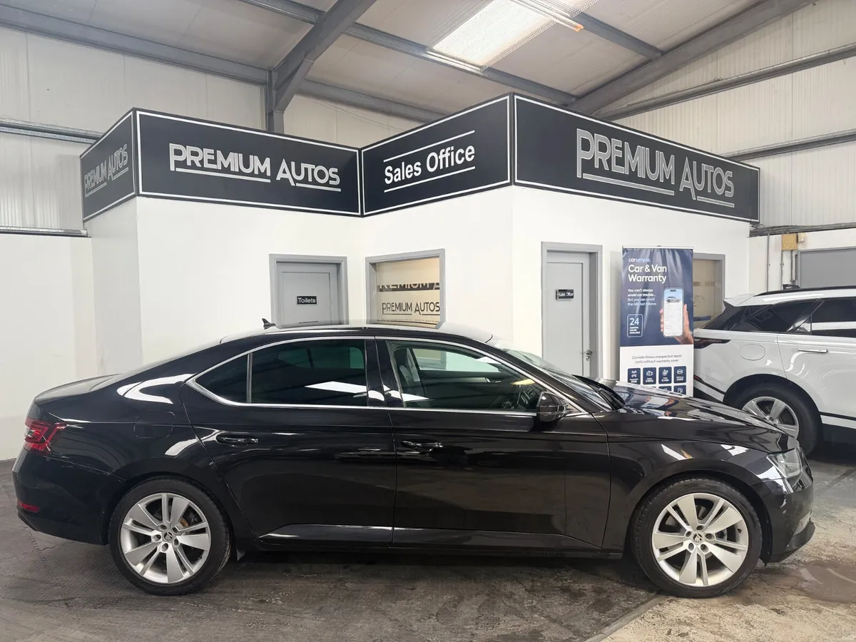 Skoda Superb 2019. 2.0TDI EXECUTIVE AUTOMATIC - Image 2