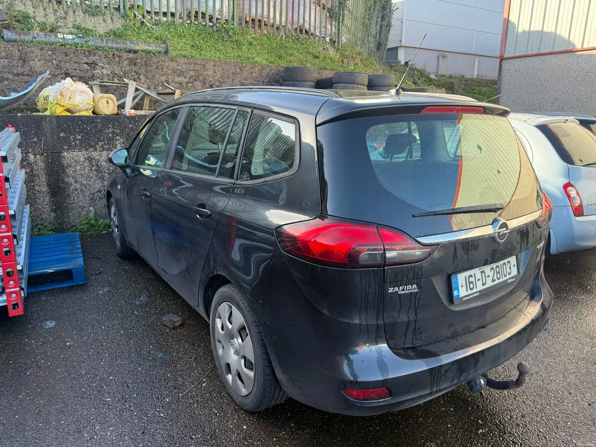 Opel Zafira 2016 Diesel Read Ad - Image 2