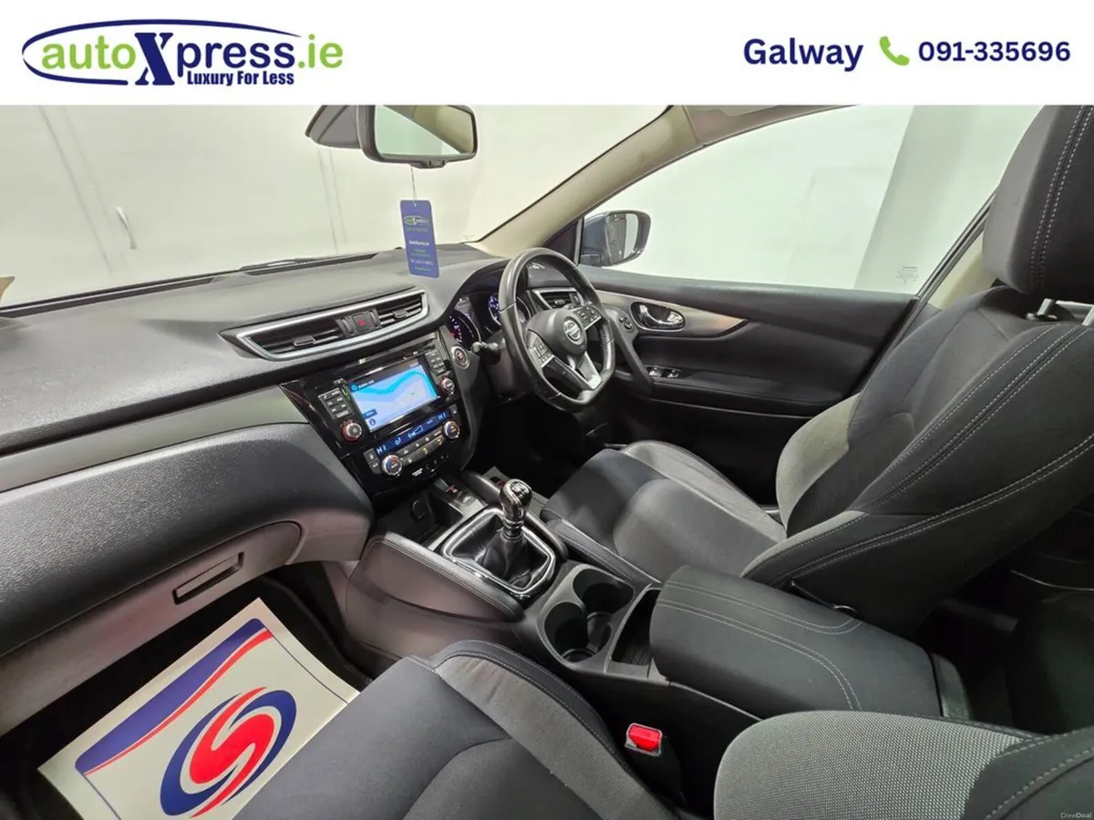Nissan Qashqai 1.5 DCI N-connecta Reversing camera - Image 2