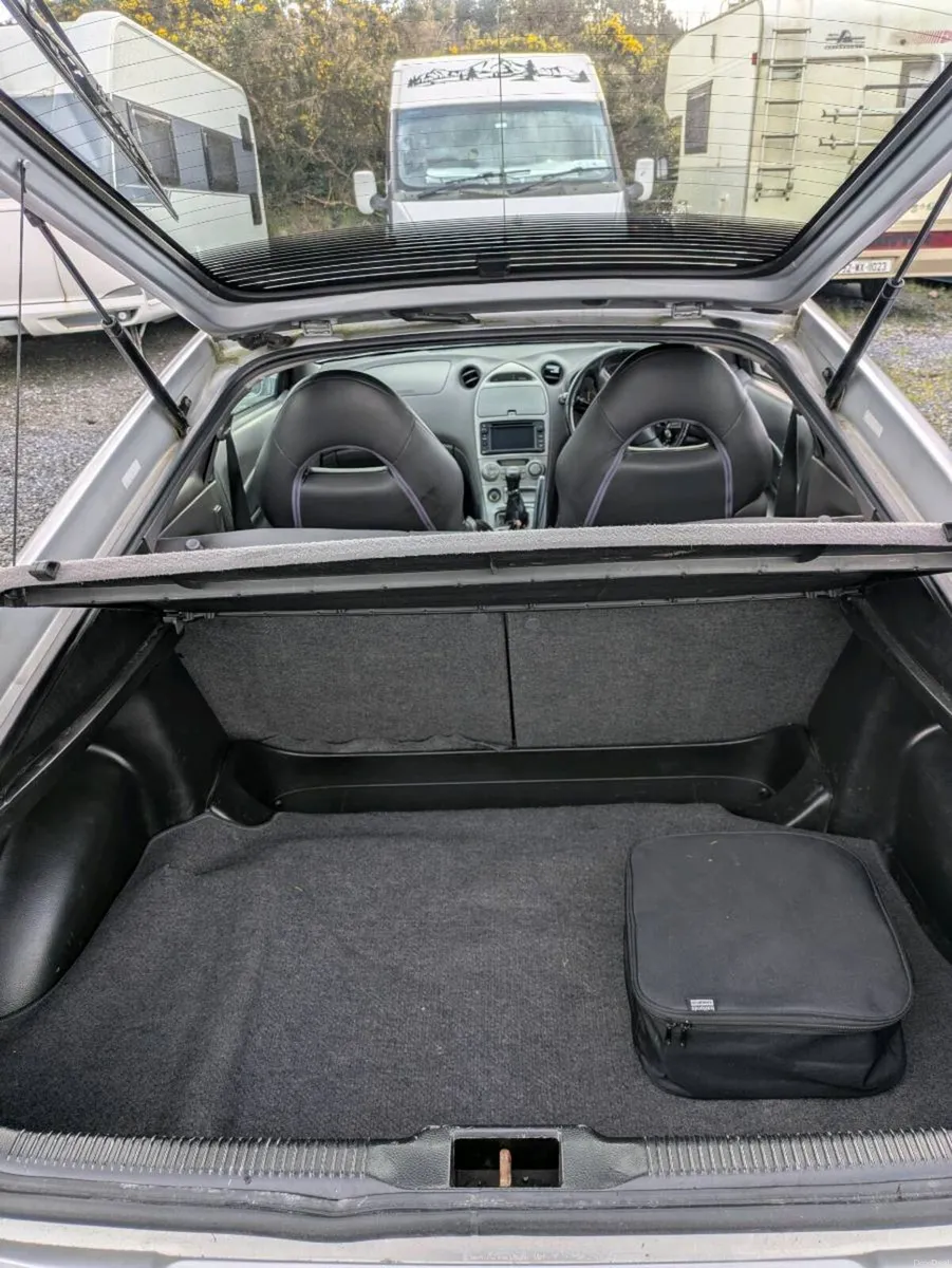 Toyota Celica 1800 VVTi. Classic car - Image 6