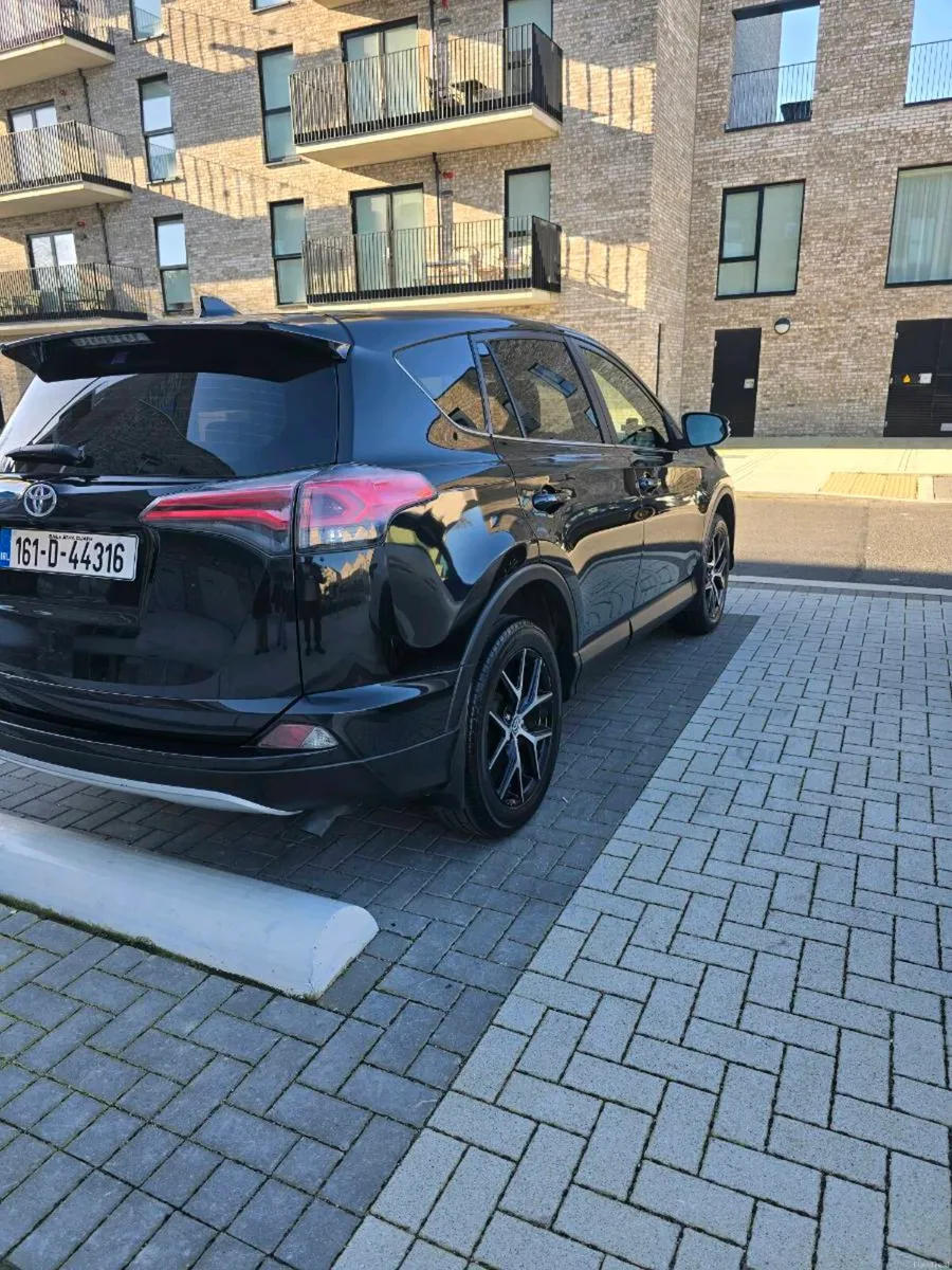 Toyota rav4 2016 - Image 1