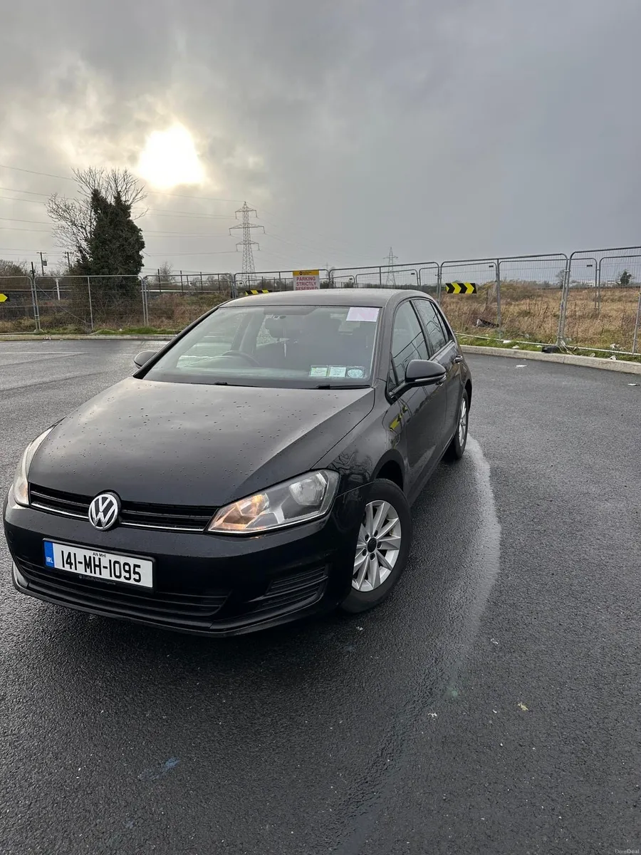 Volkswagen Golf 1.6TDI Automatic - Image 2