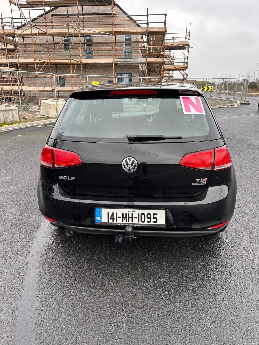 Volkswagen Golf 1.6TDI Automatic - Image 3