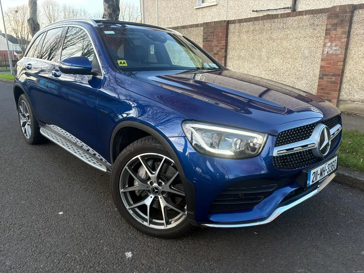 Mercedes-Benz GLC 2021 300DE AMG PREMIUM + MATIC - Image 4