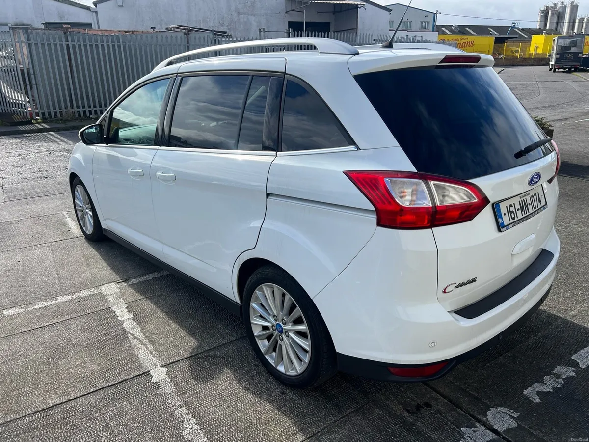 2016 Ford Grand C Max Titanium X 1 Owner - Image 4